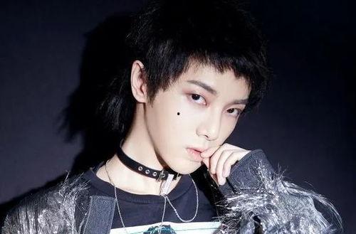 娱乐吃瓜华晨宇小瓜,娱乐吃瓜界的焦点人物揭秘